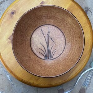 Vintage Large Serving Bowl Brown Cattail Reed Speckled Stoneware Ceramic Fox